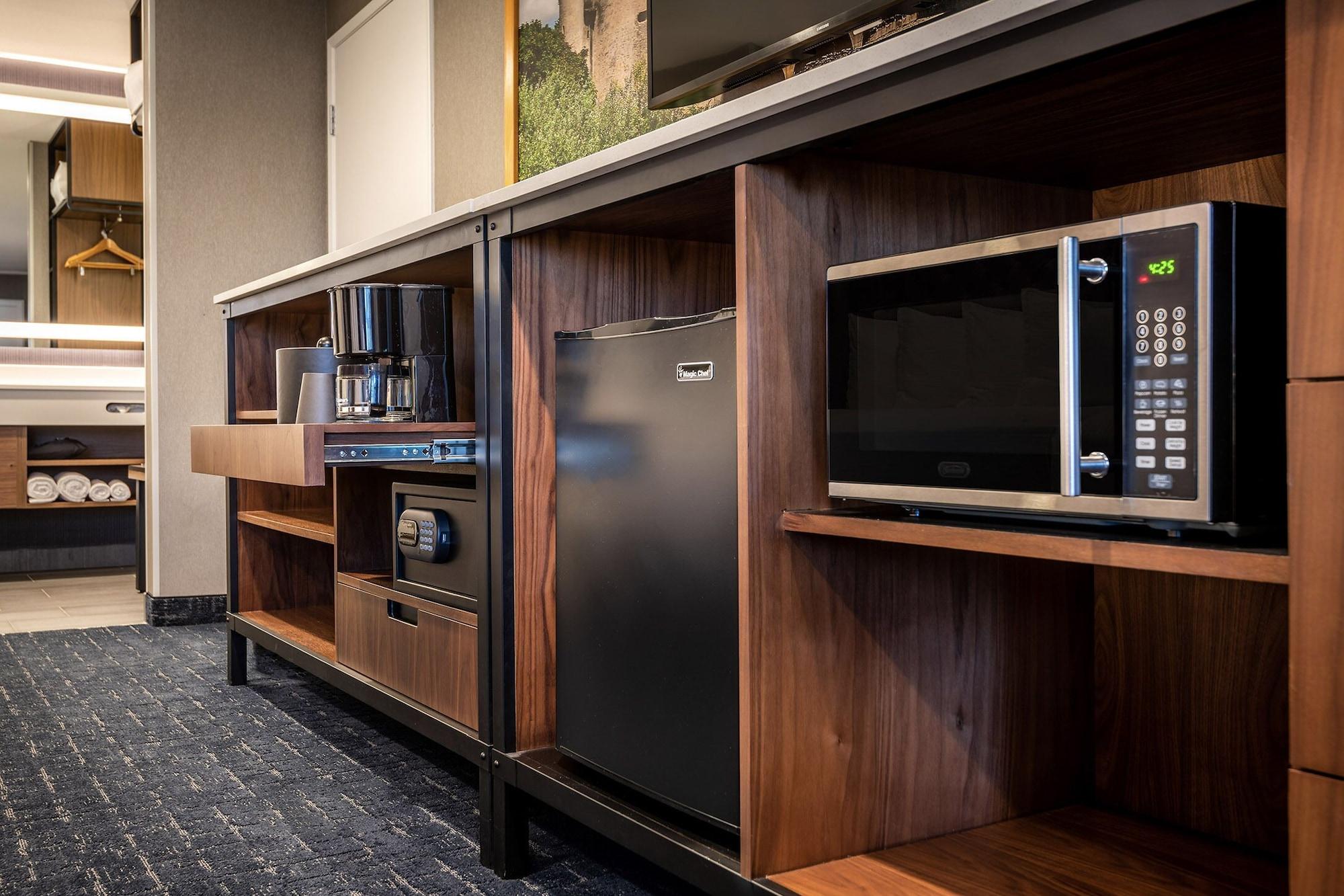 Anaheim Camelot Inn & Suites Dış mekan fotoğraf