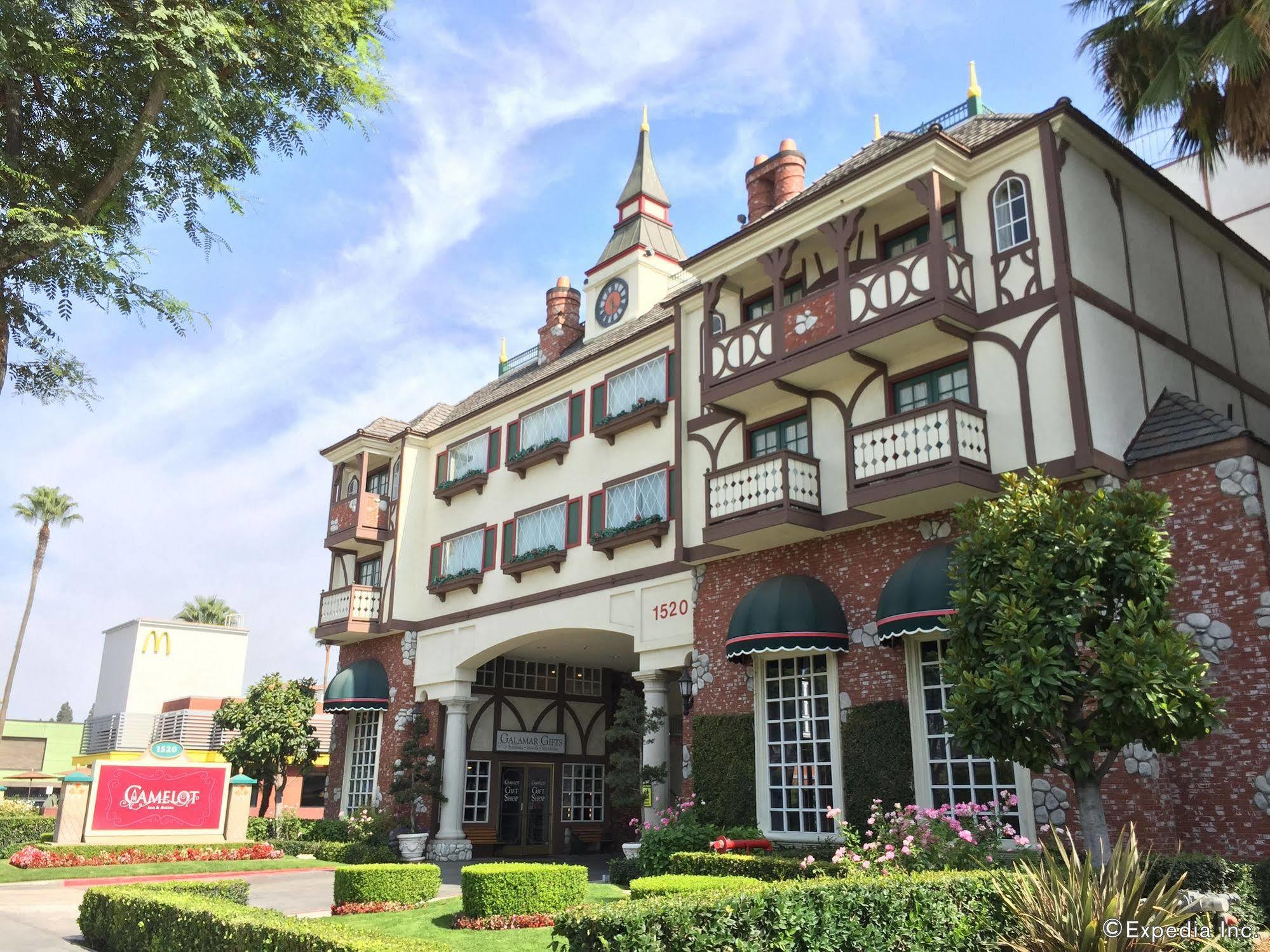 Anaheim Camelot Inn & Suites Dış mekan fotoğraf