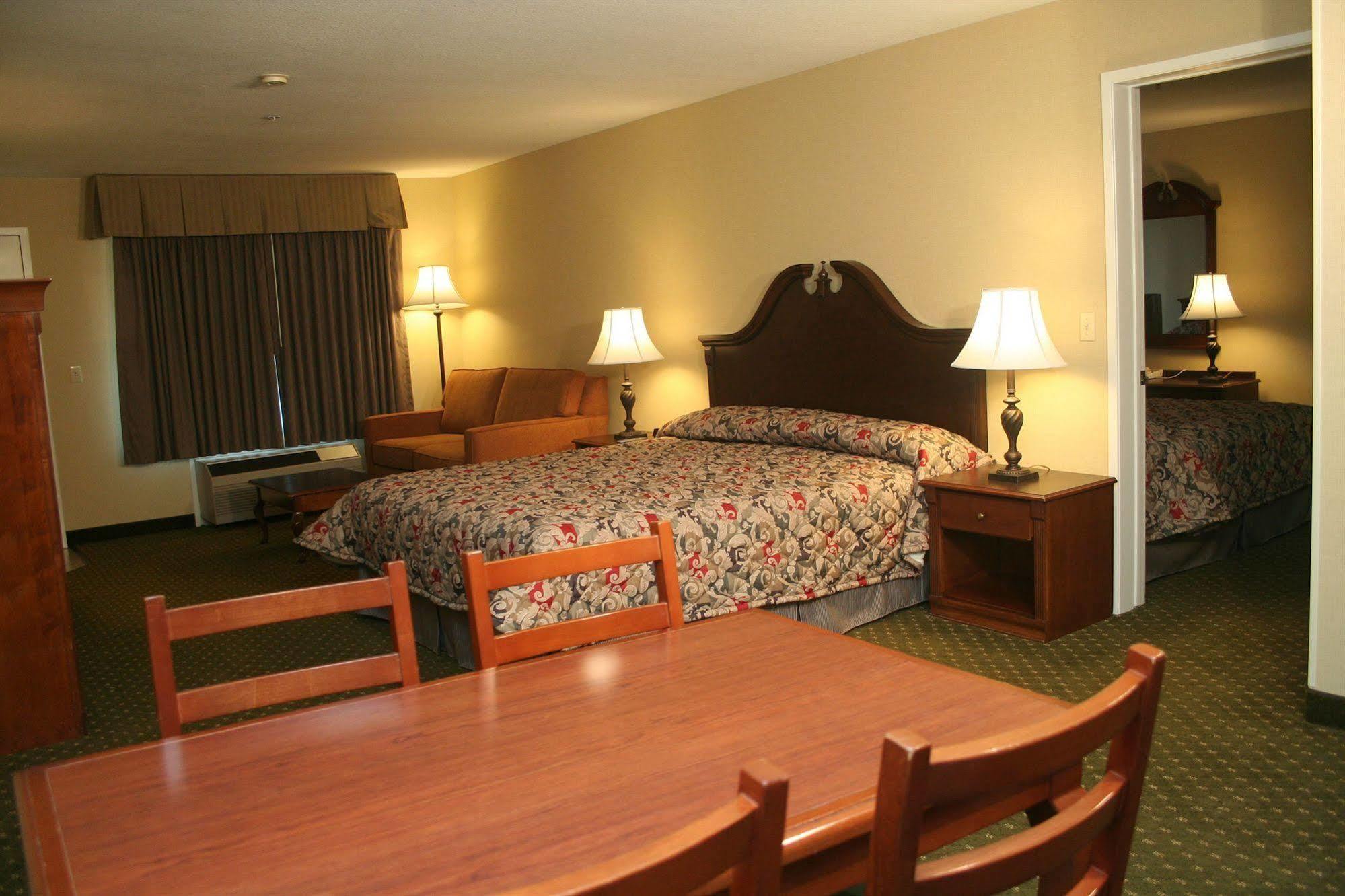 Anaheim Camelot Inn & Suites Oda fotoğraf