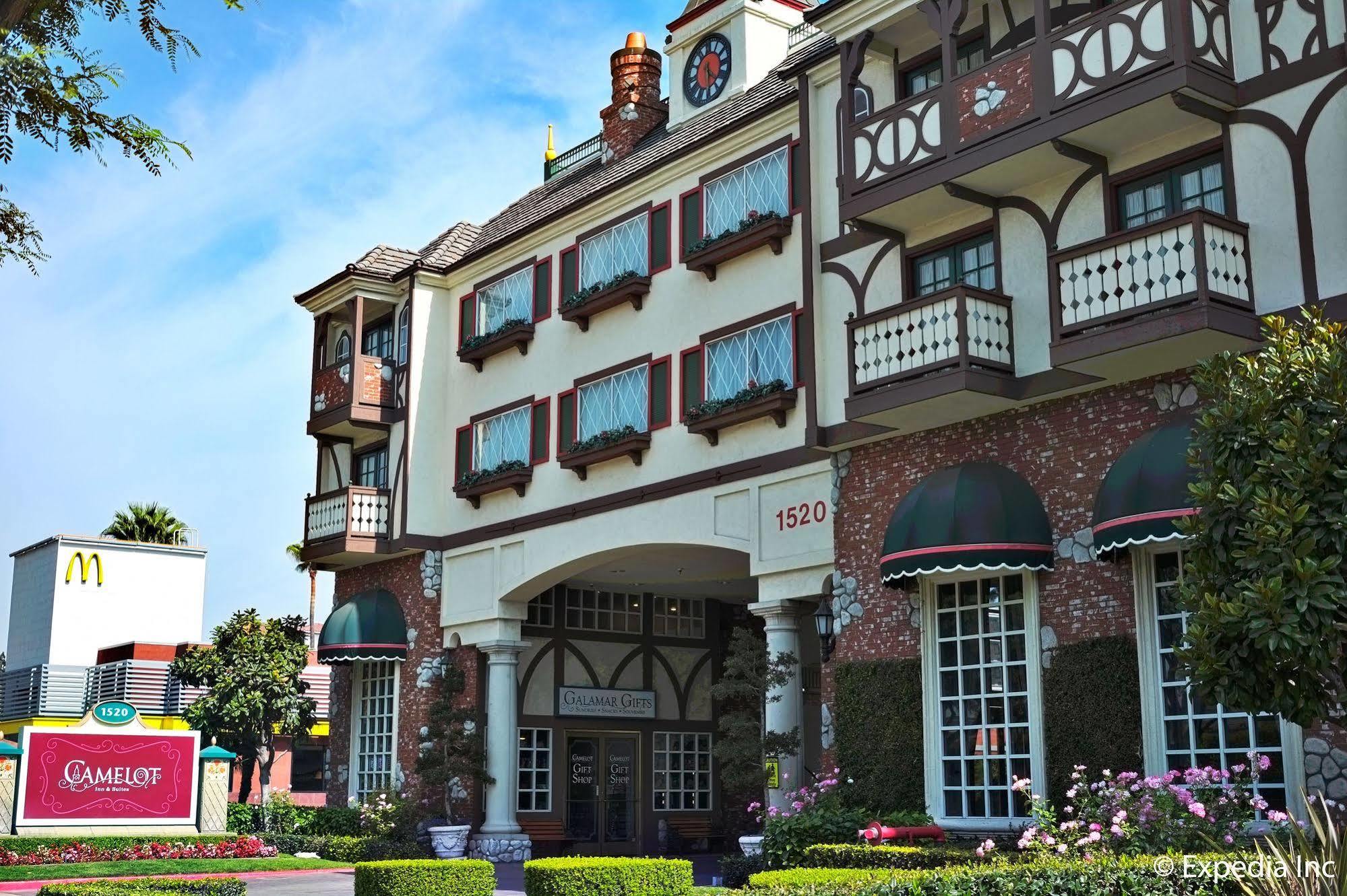 Anaheim Camelot Inn & Suites Dış mekan fotoğraf