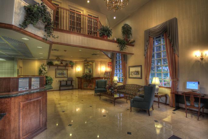 Anaheim Camelot Inn & Suites Dış mekan fotoğraf