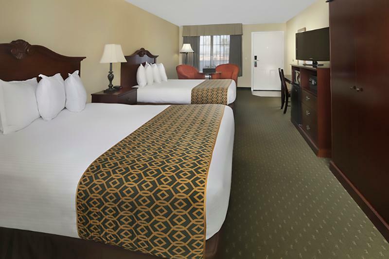 Anaheim Camelot Inn & Suites Dış mekan fotoğraf