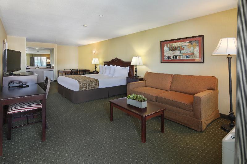 Anaheim Camelot Inn & Suites Dış mekan fotoğraf